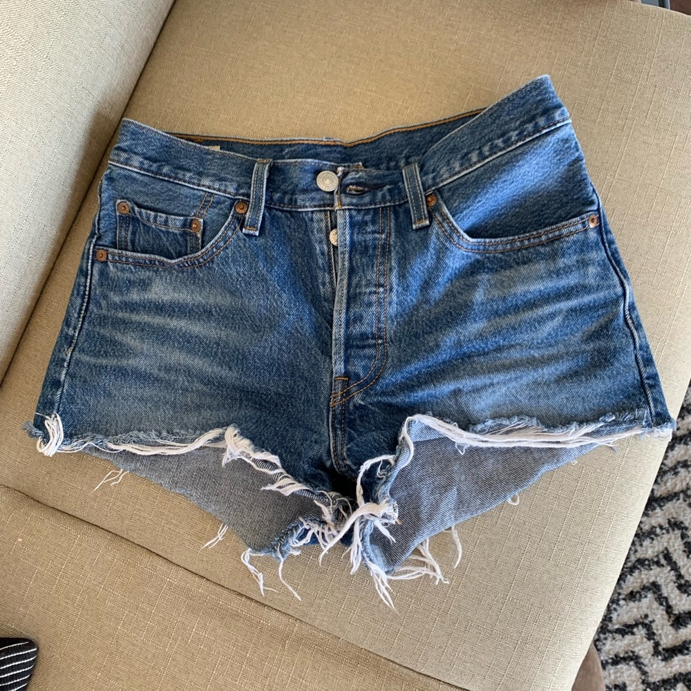 LEVI’S 501 Short in Indigo Avenue
